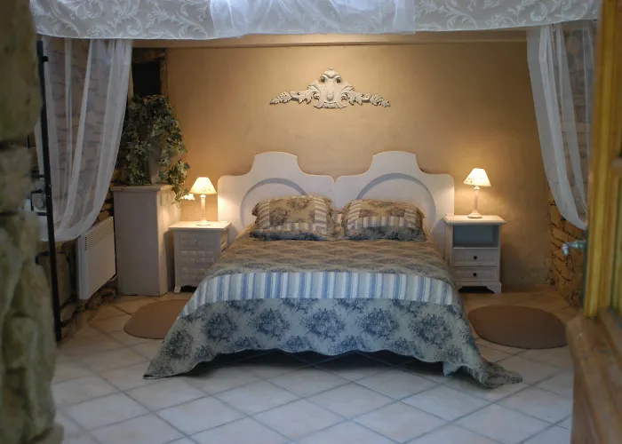 拉康泰莱斯贾丁斯乡村民宿