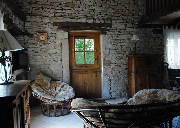 乡村民宿 拉康泰莱斯贾丁斯乡村民宿 Lunan