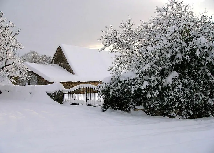 拉康泰莱斯贾丁斯乡村民宿 *
