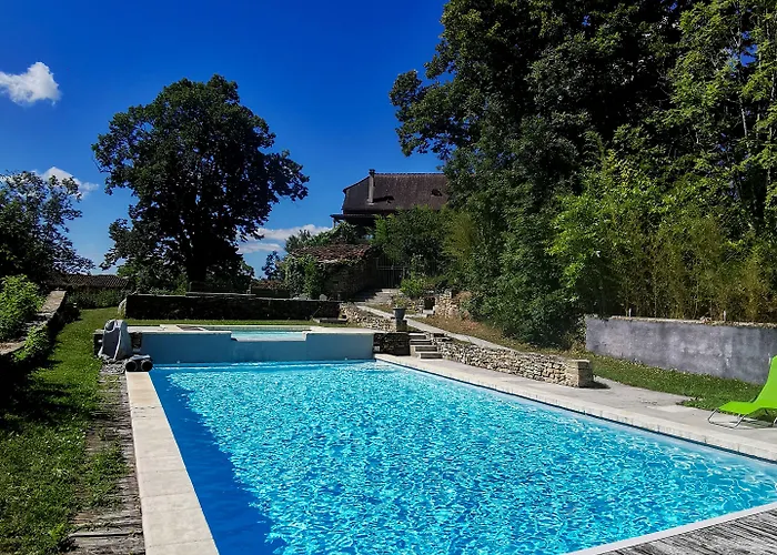 乡村民宿 拉康泰莱斯贾丁斯乡村民宿 *